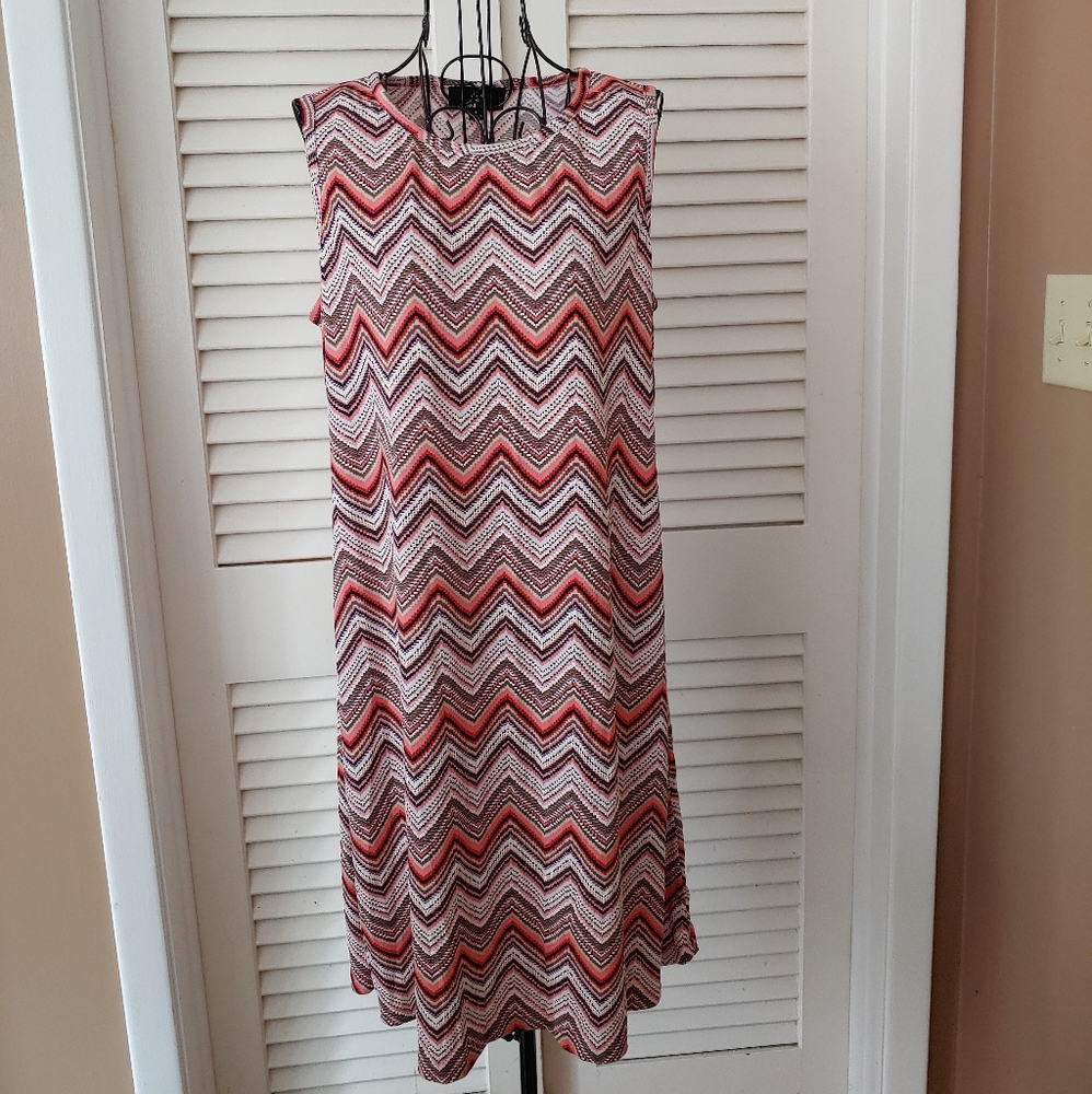 RonniNicole sleeveless dress size Large
